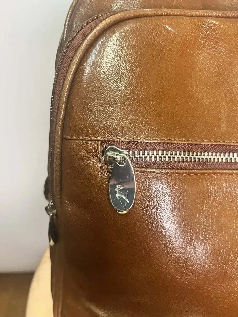 Ashwood Polished Brown Genuine Leather Backpack Cognac Stag Logo Pockets Travel